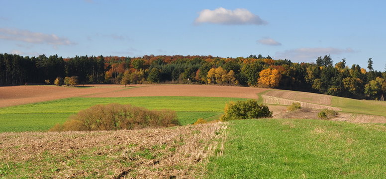 Farbige Herbstlandschaft Hessens