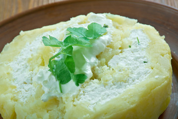 Potato roll with cottage cheese