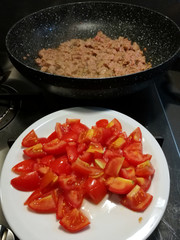 Sugo pomodoro e salsicce