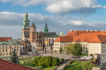 Fototapeta na wymiar Wawel Castle and Wawel cathedral seen from the Sandomierska tower on sunny afternoon