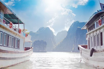 Wandcirkels tuinposter HAIPHONG,the southeastern edge of Ha Long Bay in Northern Vietnam. © zoneteen