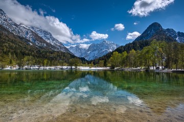 Fototapeta na wymiar Mountain Lake in Winter - Lake Jasna