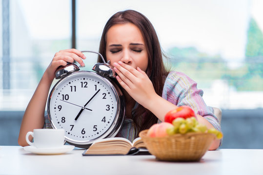 Young girl having breakfast on the morning