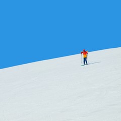 Fototapeta na wymiar 雪山と青空　スキー場イメージ素材