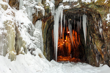 Fototapeta na wymiar Snow Cave
