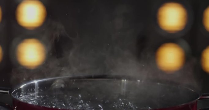 meat dumplings drop in boiling water