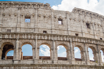 Obraz premium The Colosseum or Coliseum, also known as the Flavian Amphitheatre in Rome, Italy