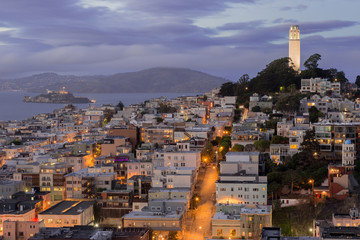 Telegraph Hill and North Beach Neighborhoods. Evening in San Francisco, California, USA.   © Yuval Helfman