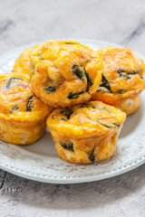 Egg muffins with spinach and bacon