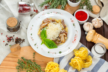 Pasta with mushrooms