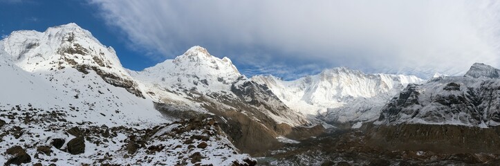 Obraz premium Morning panoramic view from mount Annapurna range