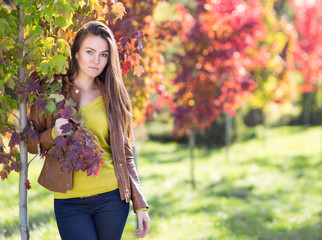 woman in autumn park