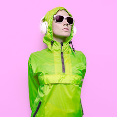 Girl DJ Mix Techno Dubstep Party Style