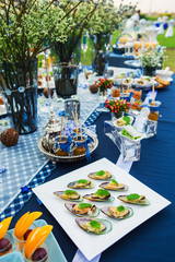 Mussel cheese and garlic bread food cocktail wedding