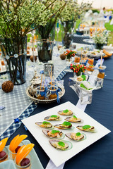 Mussel cheese and garlic bread food cocktail wedding