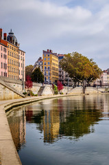 Quai Saint Vincent sur la Saône à Lyon
