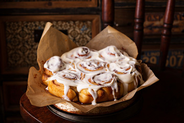 Cinnamon rolls with cream cheese glaze