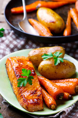 Brined Salmon with Maple Syrup