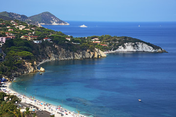 Fototapeta na wymiar Spiaggia delle ghiaie in Portoferraio, Elba Island, Italy.