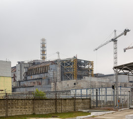 Reaktor und Kühltürme von Chernobyl