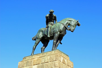 Estatua ecuestre de Sant Jordi, Barcelona (España)
