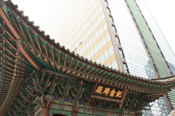Fototapeta na wymiar Moderne und Tradition, Südkorea, Seoul