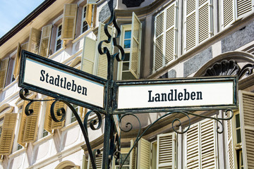 Schild 128 - Landleben