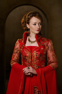 Girl at the image of Turkish sultan's wife
