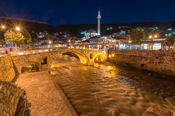 Fototapeta na wymiar Old Stone Bridge, Prizren