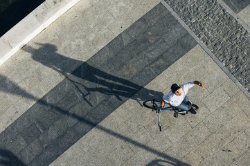 man bmx acrobatic figure silhouette