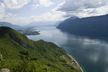 Fototapeta na wymiar Lac du Bourget en été en Savoie