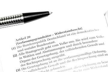 Obraz premium Widerstandsrecht