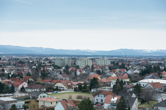 &Uuml;ber den D&auml;chern von Wiener Neustadt