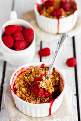 dessert berry crumble with oatmeal