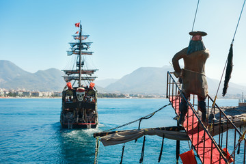 Walking tour on pirate ship in open sea in Alanya