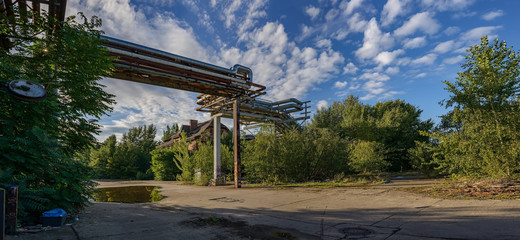 Im Zeichen des Niedergangs: Ehemalige Industrieanlage in Berlin-Niederschöneweide