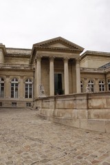 Fototapeta na wymiar Assemblée Nationale, Palais Bourbon à Paris
