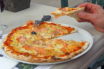 Pizza au saumon