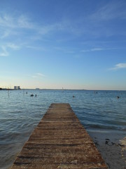 Fototapeta premium dock and sea