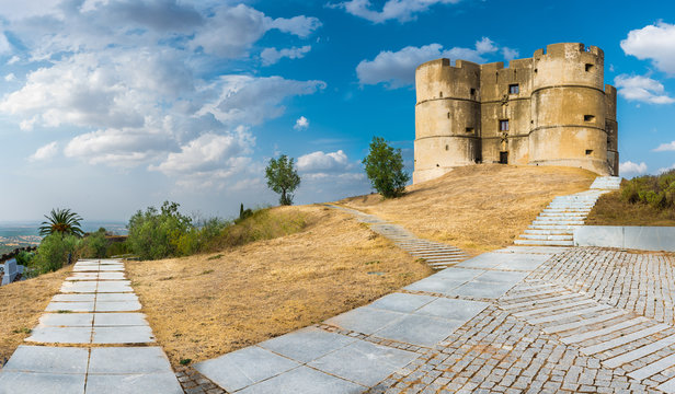 Evoramonte Castle