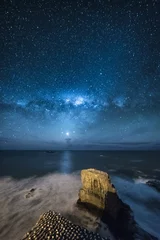 Deurstickers Melkweg over Muriwai jan-van-gent kolonie, Auckland, Nieuw-Zeeland © cloud9works