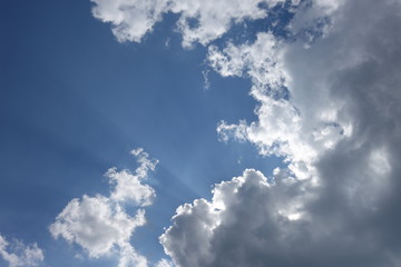 Obraz premium Clouds in the blue sky