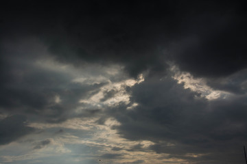 Fototapeta na wymiar dark clouds before a thunder-storm