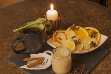 Obraz na płótnie Canvas Tea with honey and spices
