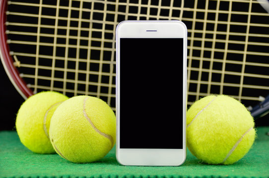 tennis and phone