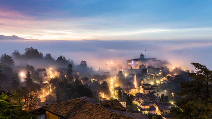 sunrise fog bergamo città alta
