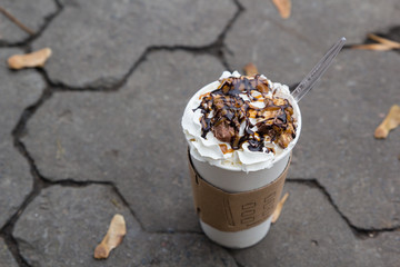 whiped cream on late coffe to go