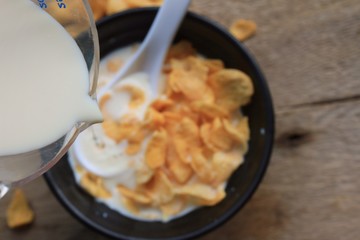corn flake with milk