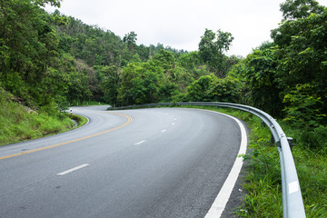 Fototapeta premium Serpentine road