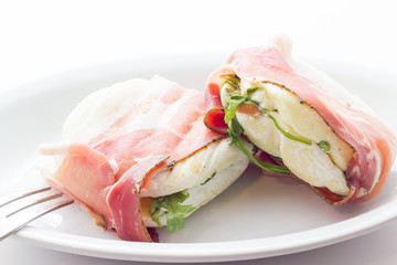 Tomino cheese with bacon